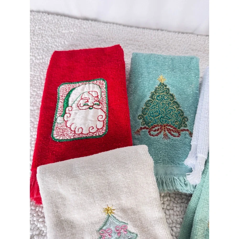 VTG Set of 6 Embroidered Christmas Tea Towels Santa‎ Tree Sleigh Angel